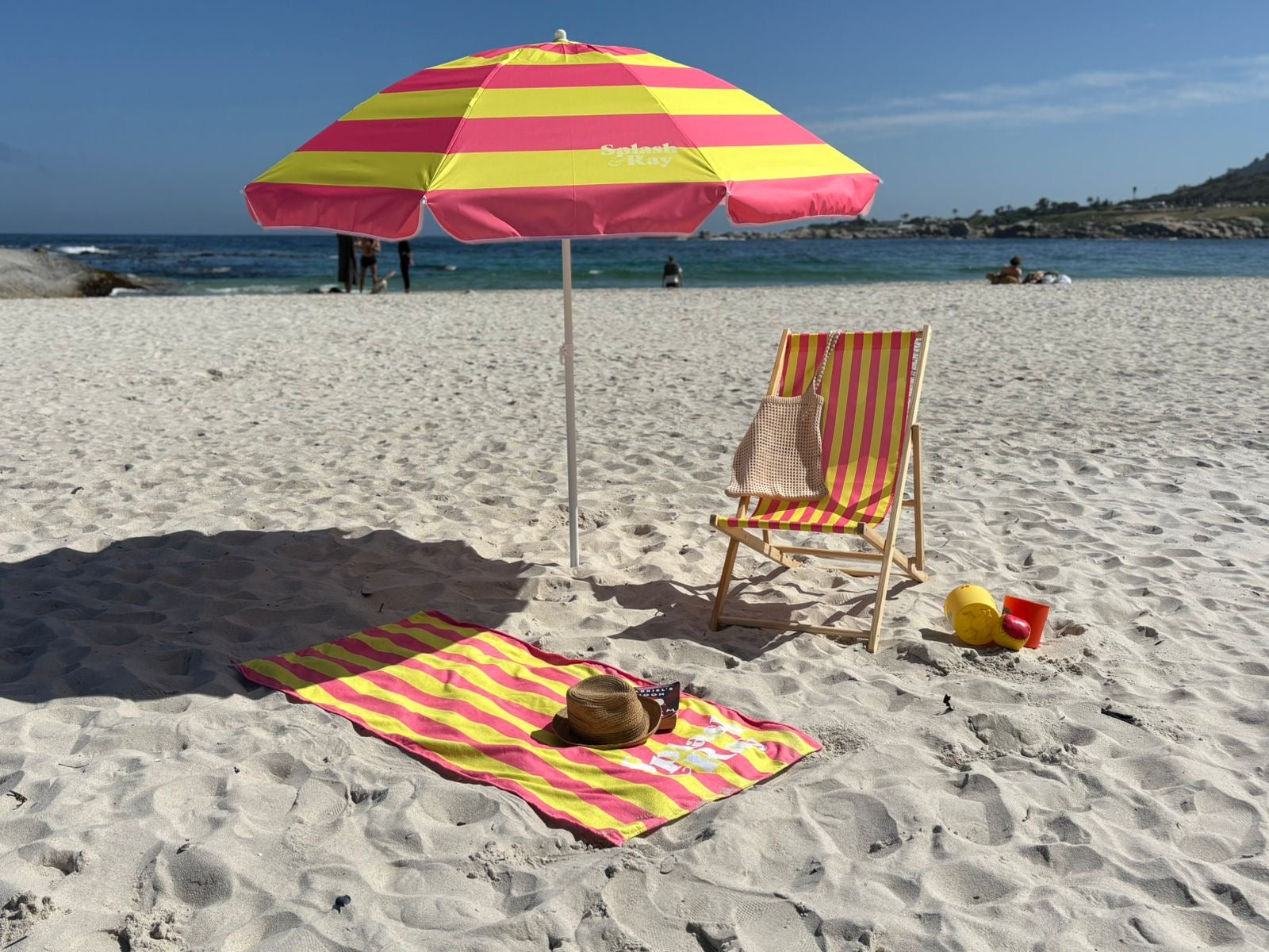 Parallel Palms 2.25 Umbrella - Yellow/Pink